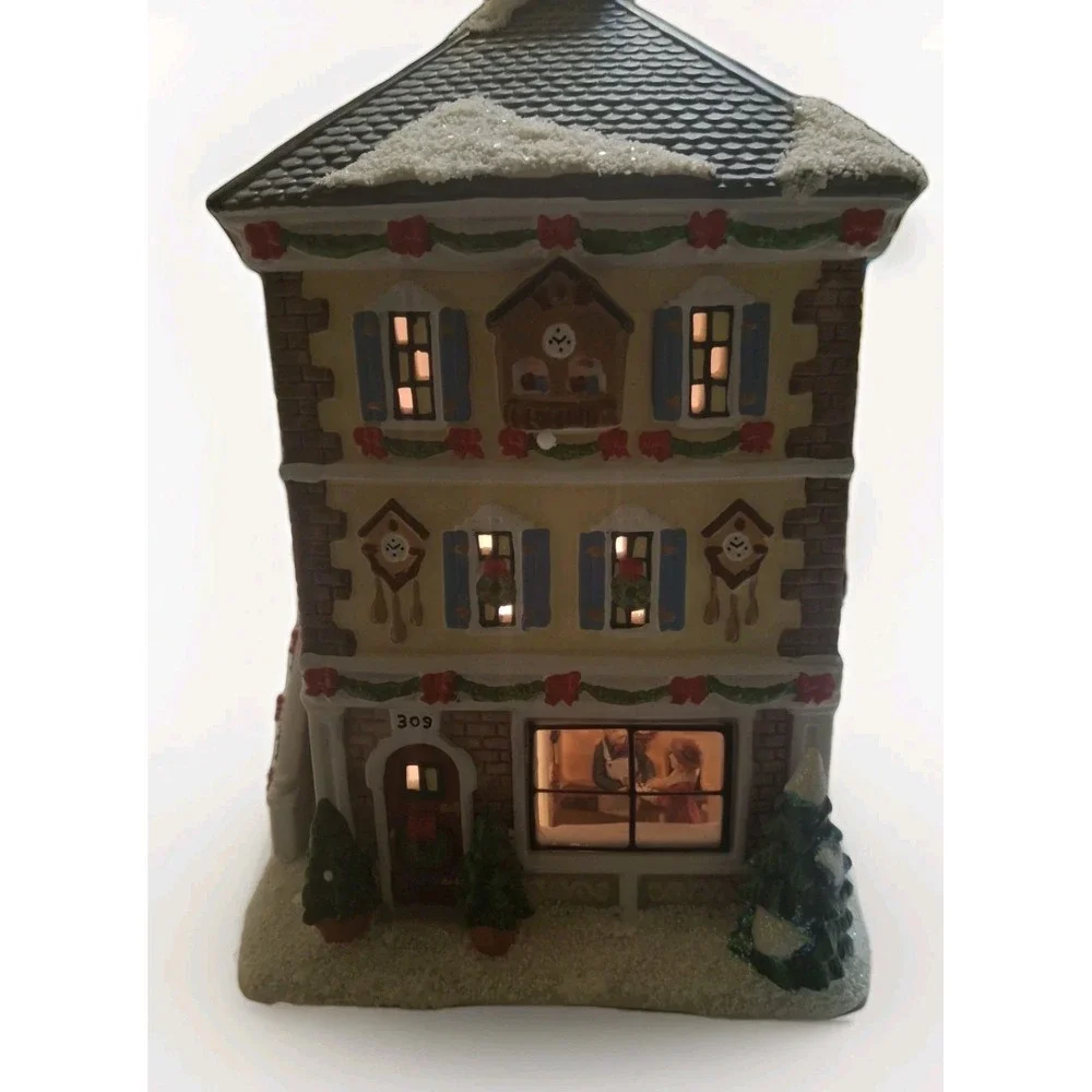 St. Nicholas Square Tick Tock Clock Shop 2009 Lighted W/ Interior Scene